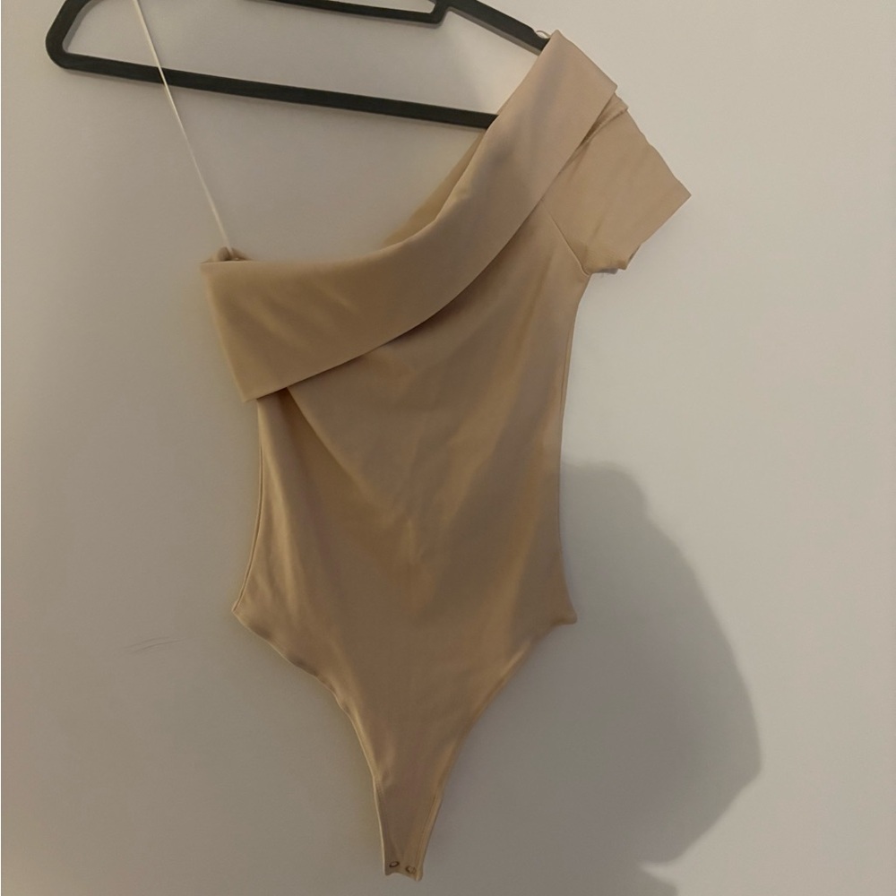 One-Shoulder Tan Bodysuit